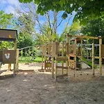 36m² Avec Terrasse Pour 5 Personnes - - Api-1-52-569 Camping Coulon
