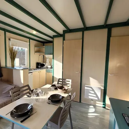 36m² Avec Terrasse Pour 5 Personnes - - Api-1-52-569 캠프장