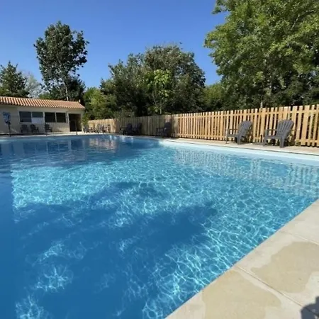 36m² Avec Terrasse Pour 5 Personnes - - Api-1-52-569 * Coulon