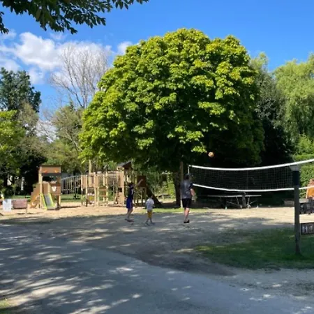 Kemping 36m² Avec Terrasse Pour 5 Personnes - - Api-1-52-569