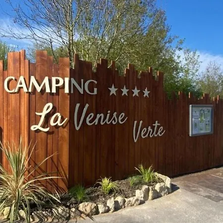 36m² Avec Terrasse Pour 5 Personnes - - Api-1-52-569 Kemping Coulon