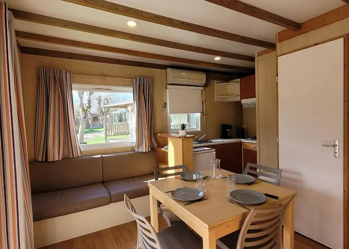 36m² Avec Terrasse Pour 5 Personnes - - Api-1-52-569 Coulon