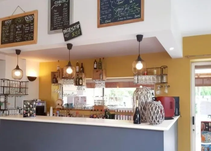 36m² Avec Terrasse Pour 5 Personnes - - Api-1-52-569 * Coulon