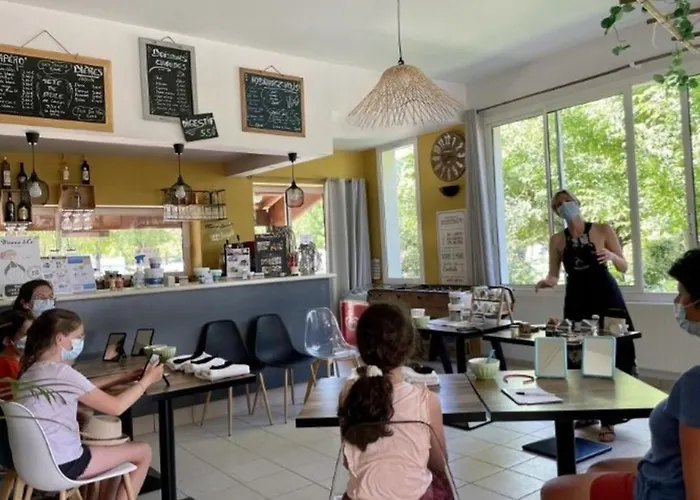 36m² Avec Terrasse Pour 5 Personnes - - Api-1-52-569 * Coulon