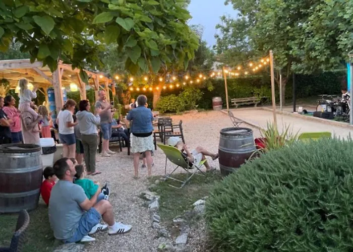 36m² Avec Terrasse Pour 5 Personnes - - Api-1-52-569 Camping Coulon